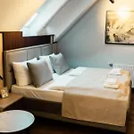 Hotel Heidelux *