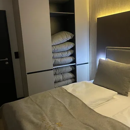 Heidelux Hotel *